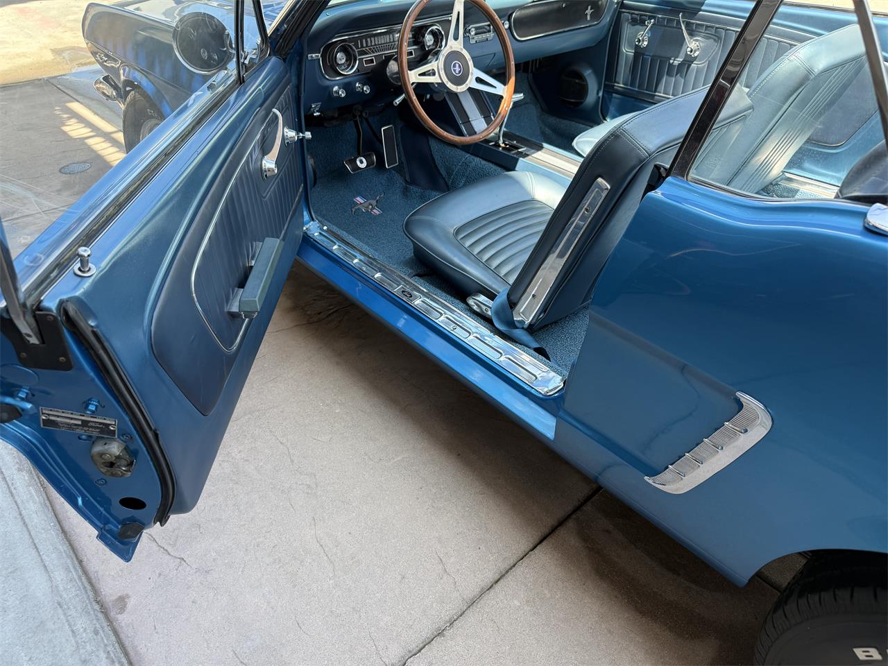 Ford-Mustang-1965-Blue-Blue-18