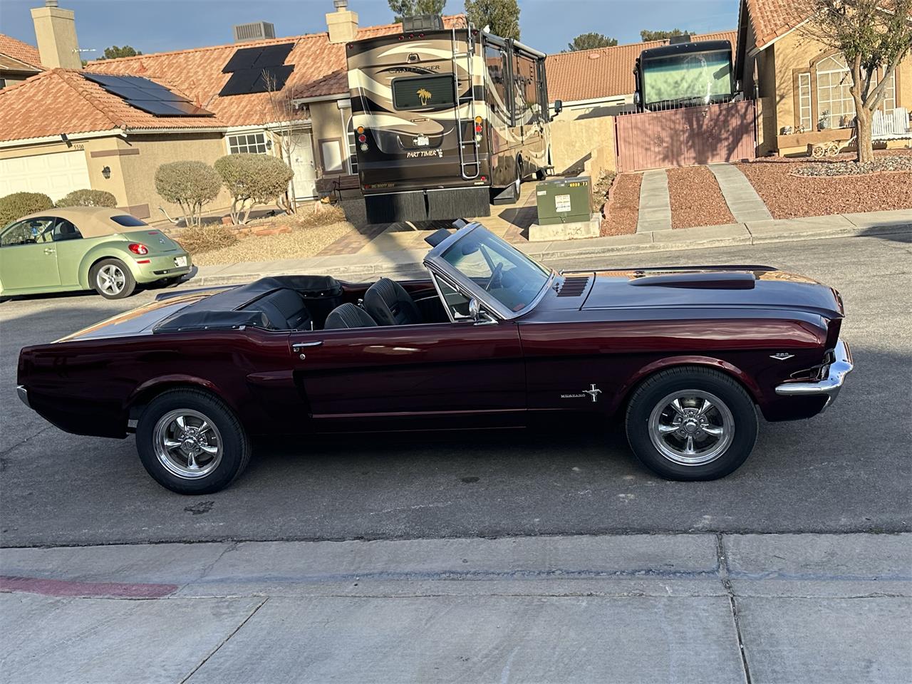 Ford-Mustang-1965-Candy-Brandy-Wine-Black-4