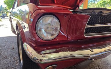 Ford-Mustang-1965-Cherry-Apple-Red-Black-4