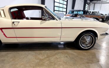 Ford-Mustang-1965-Classic-Car-10