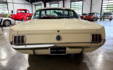 Ford-Mustang-1965-Classic-Car-13