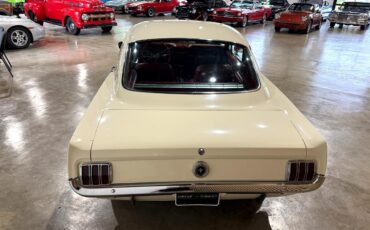 Ford-Mustang-1965-Classic-Car-16