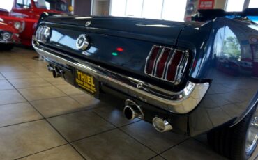 Ford-Mustang-1965-Classic-Car-17