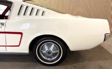 Ford-Mustang-1965-Classic-Car-18