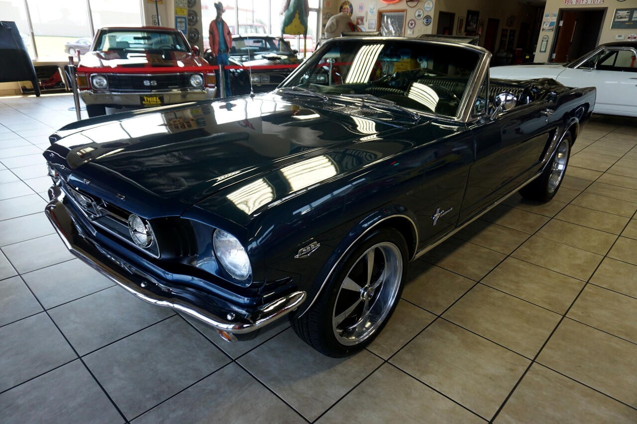 Ford-Mustang-1965-Classic-Car-2