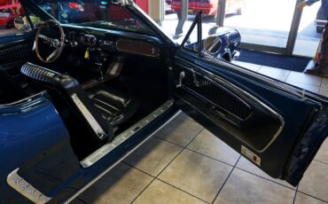 Ford-Mustang-1965-Classic-Car-21