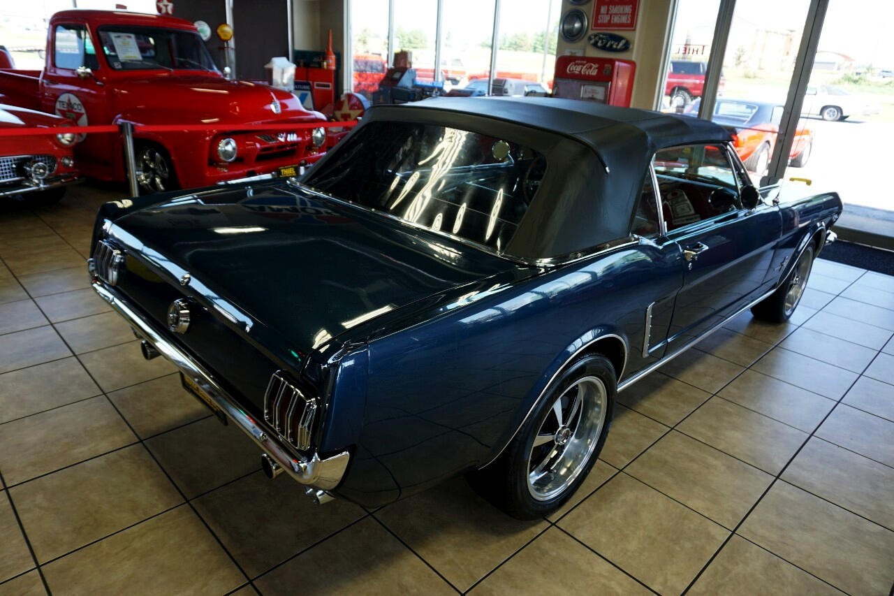 Ford-Mustang-1965-Classic-Car-29