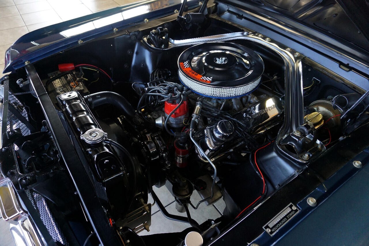 Ford-Mustang-1965-Classic-Car-32