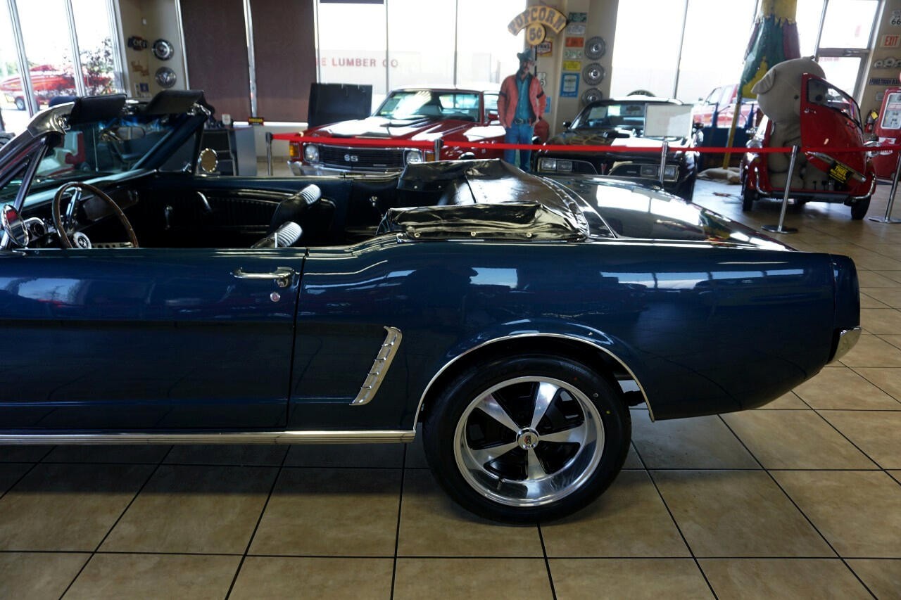 Ford-Mustang-1965-Classic-Car-39