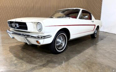 Ford-Mustang-1965-Classic-Car
