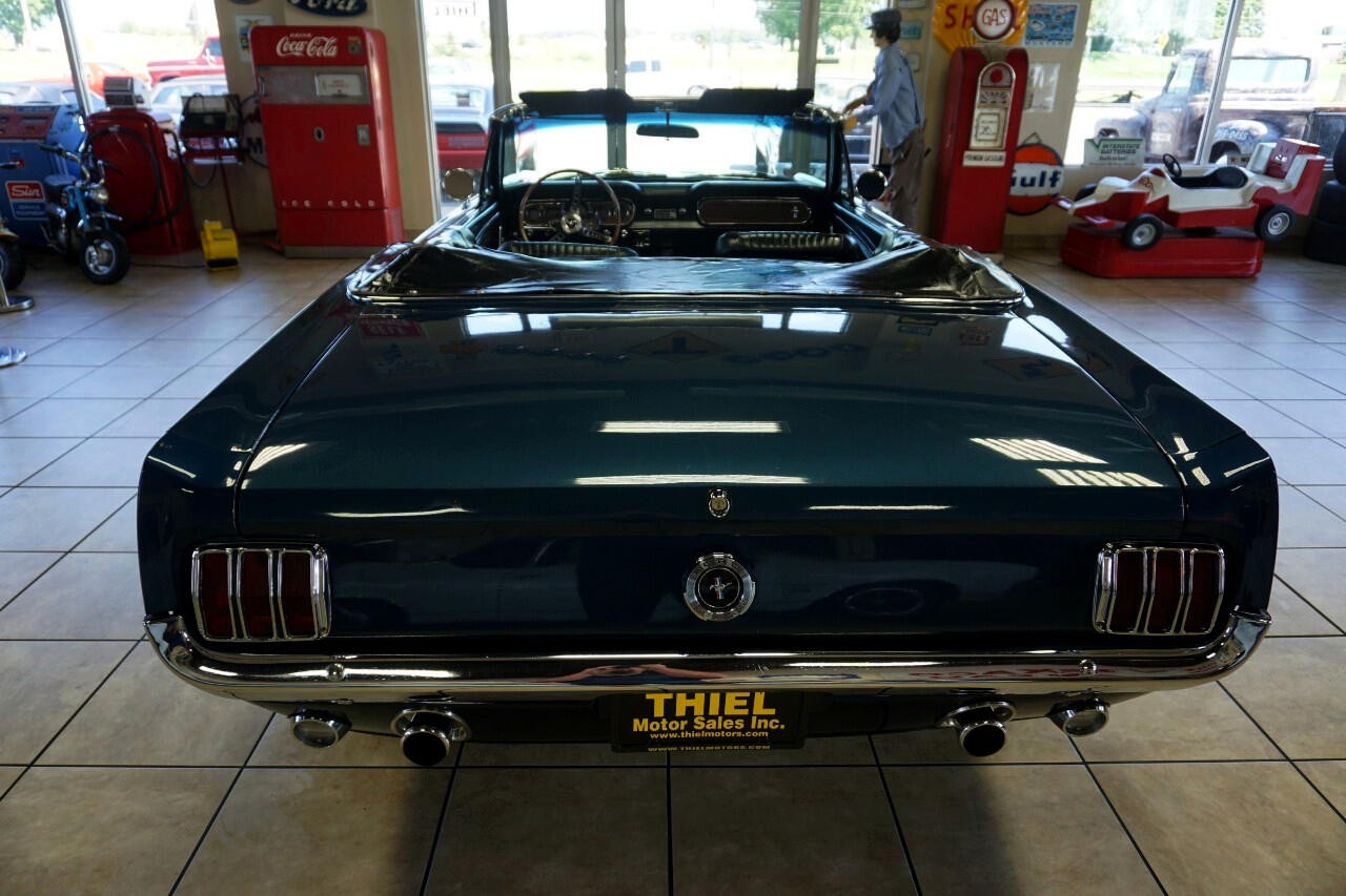 Ford-Mustang-1965-Classic-Car-5