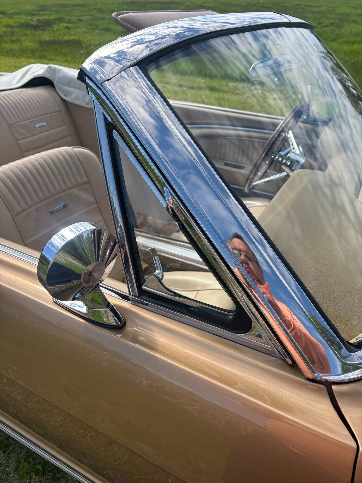 Ford-Mustang-1965-Convertible-10