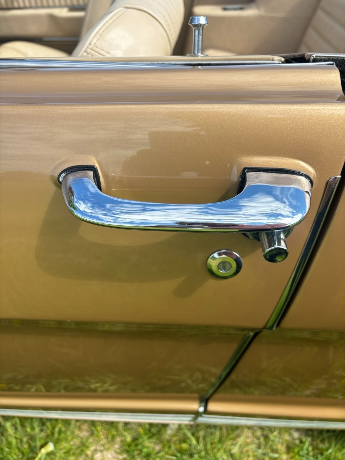 Ford-Mustang-1965-Convertible-12