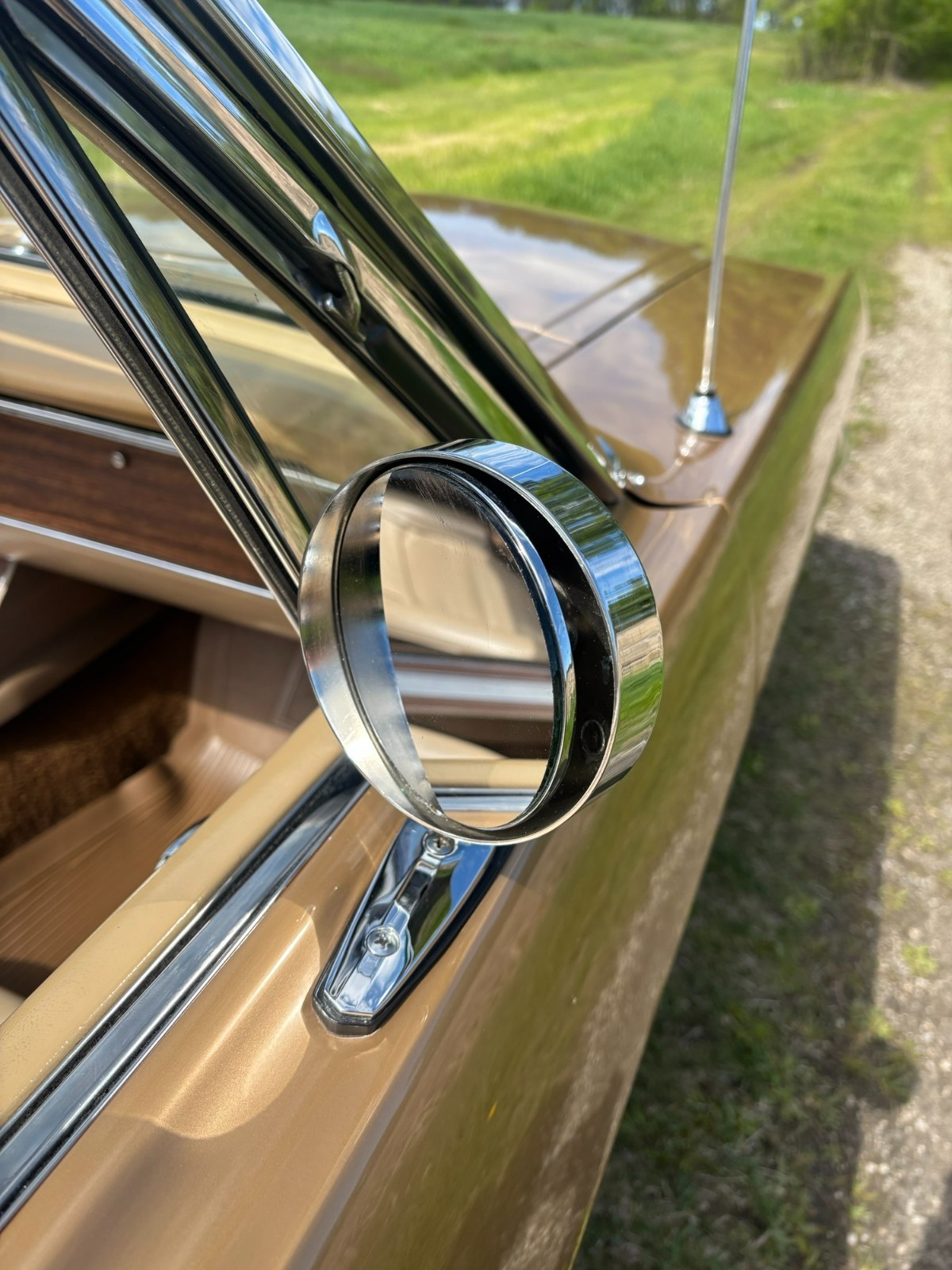 Ford-Mustang-1965-Convertible-13