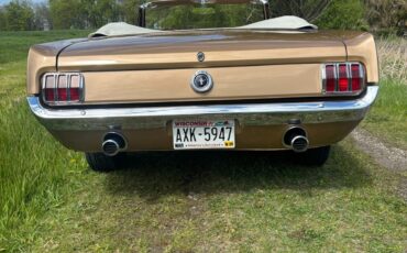 Ford-Mustang-1965-Convertible-2