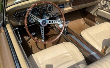 Ford-Mustang-1965-Convertible-7