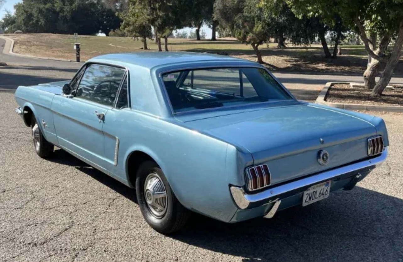 Ford-Mustang-1965-Coupe-1