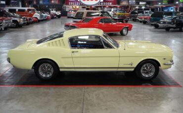 Ford-Mustang-1965-Coupe-15