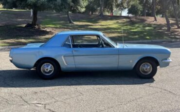 Ford-Mustang-1965-Coupe-2