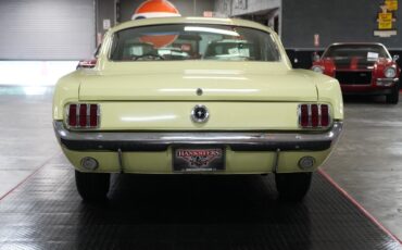 Ford-Mustang-1965-Coupe-21