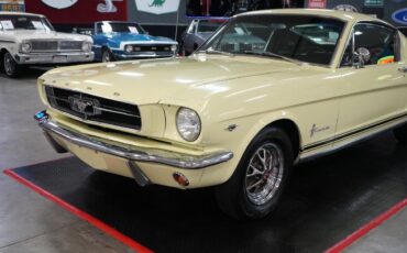 Ford-Mustang-1965-Coupe-26