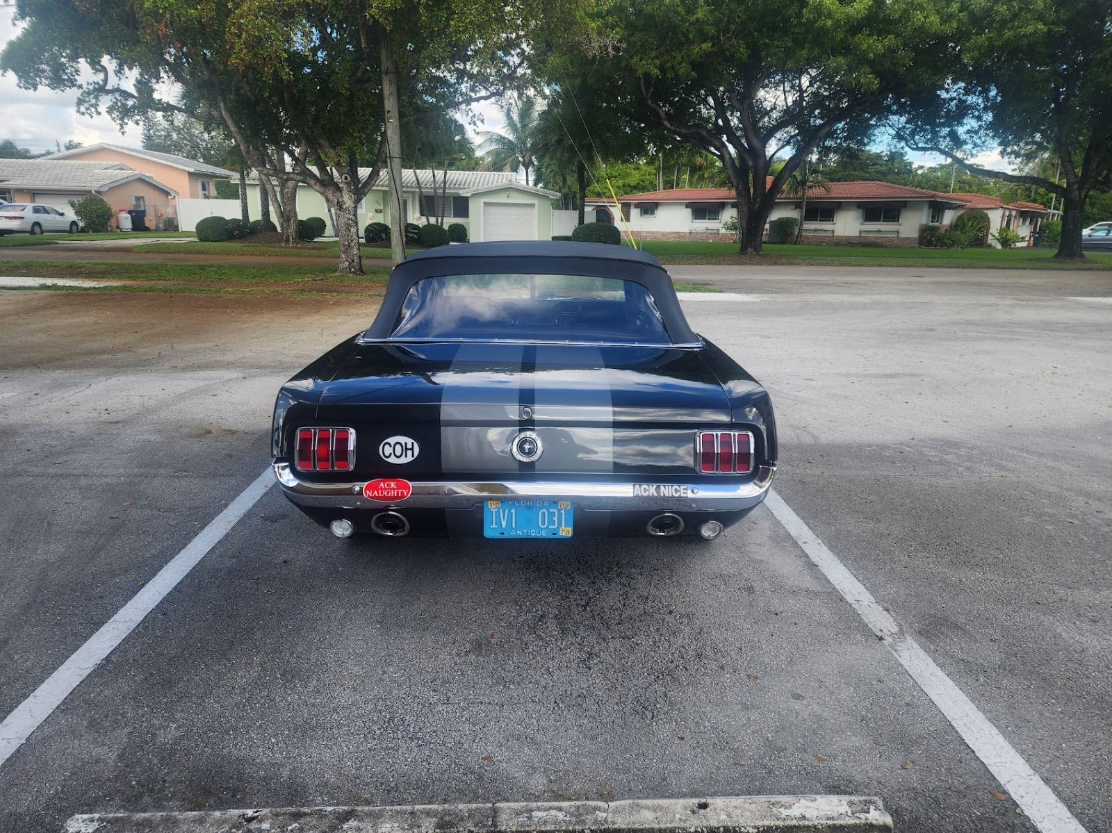 Ford-Mustang-1965-Coupe-4