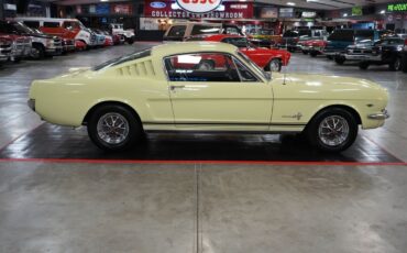 Ford-Mustang-1965-Coupe-6