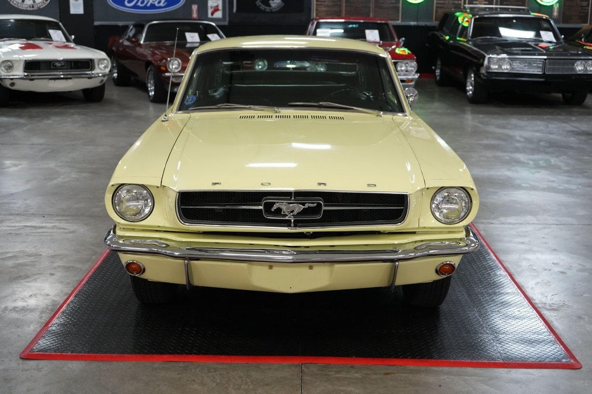 Ford-Mustang-1965-Coupe-8