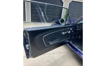 Ford-Mustang-1965-Dark-Blue-Black-2