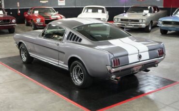 Ford-Mustang-1965-Fastback-12