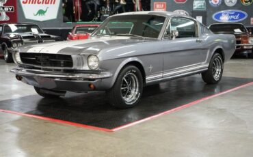 Ford-Mustang-1965-Fastback-18