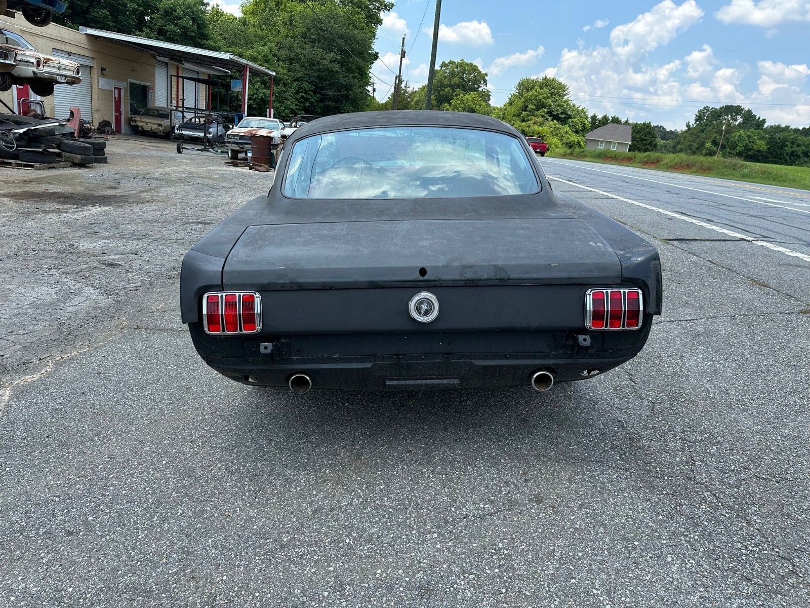 Ford-Mustang-1965-Fastback-2