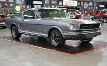 Ford-Mustang-1965-Fastback-24