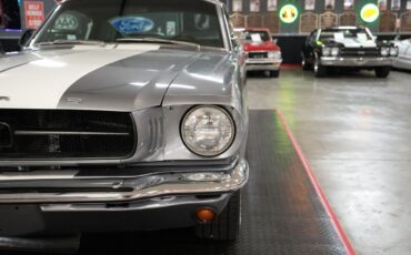 Ford-Mustang-1965-Fastback-27