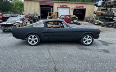 Ford-Mustang-1965-Fastback-3