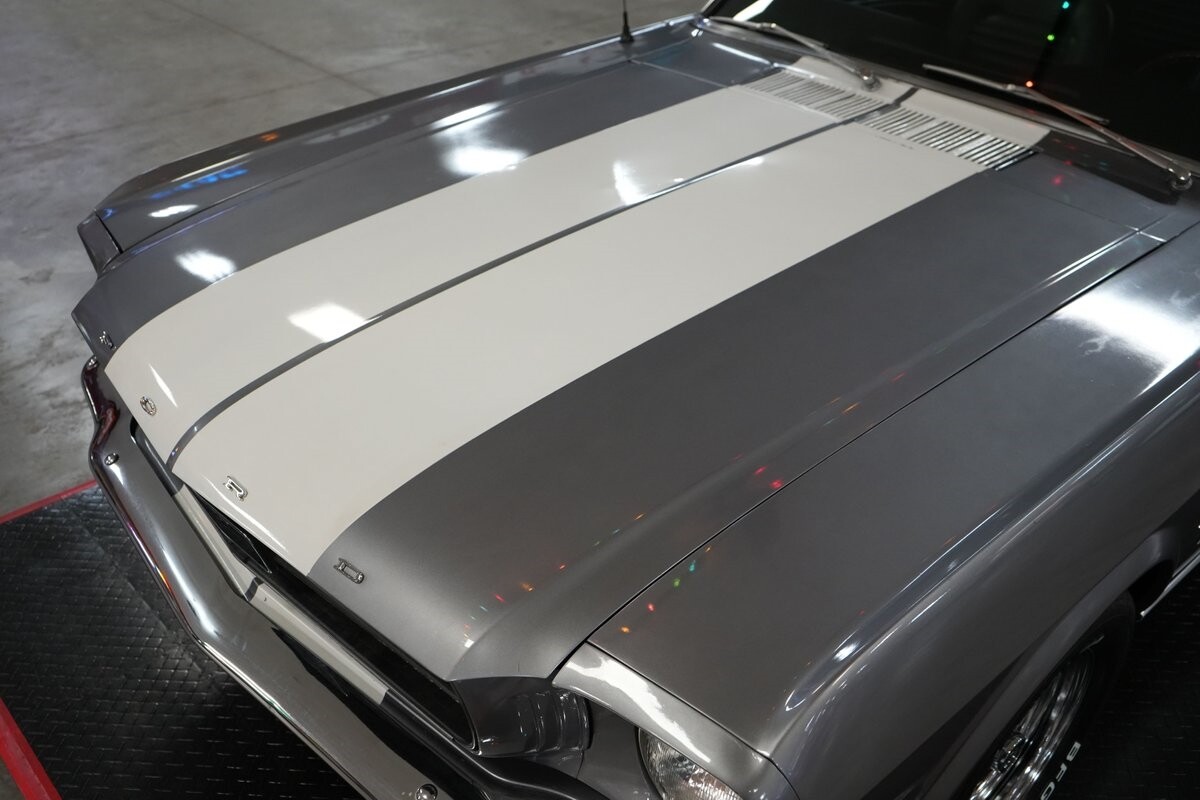Ford-Mustang-1965-Fastback-31