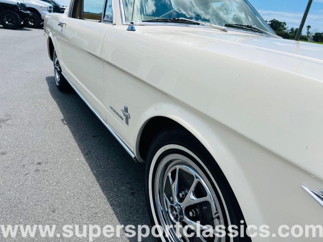 Ford-Mustang-1965-Fastback-31