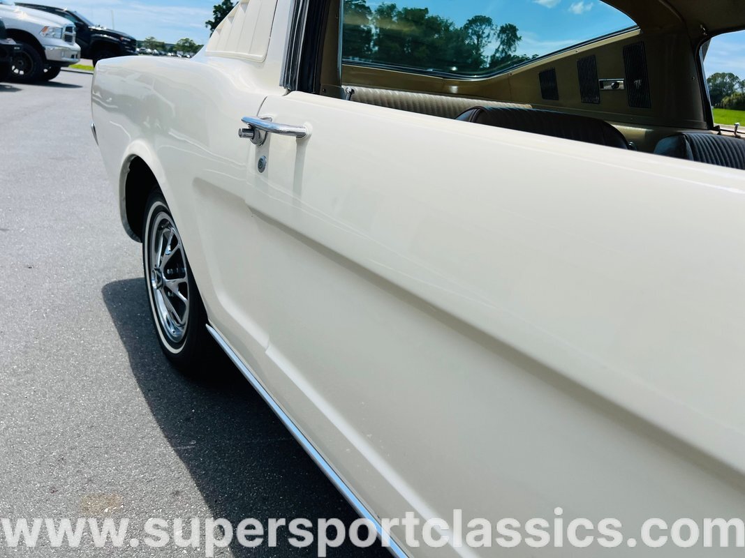 Ford-Mustang-1965-Fastback-32
