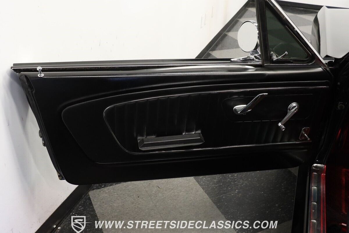 Ford-Mustang-1965-Fastback-34