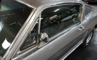 Ford-Mustang-1965-Fastback-36