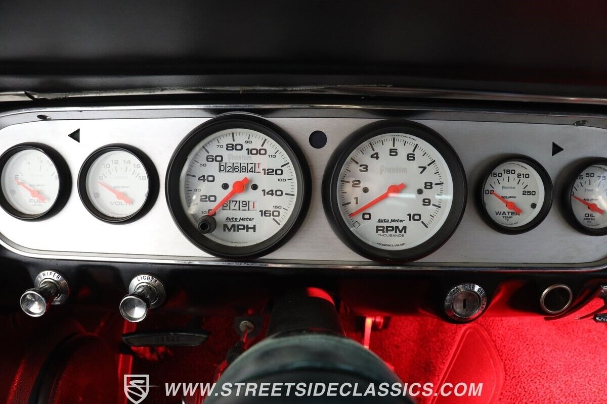 Ford-Mustang-1965-Fastback-37