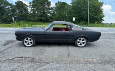 Ford-Mustang-1965-Fastback