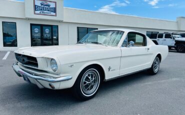 Ford-Mustang-1965-Fastback