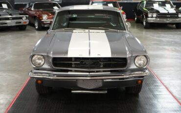 Ford-Mustang-1965-Fastback-8