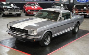 Ford-Mustang-1965-Fastback-9