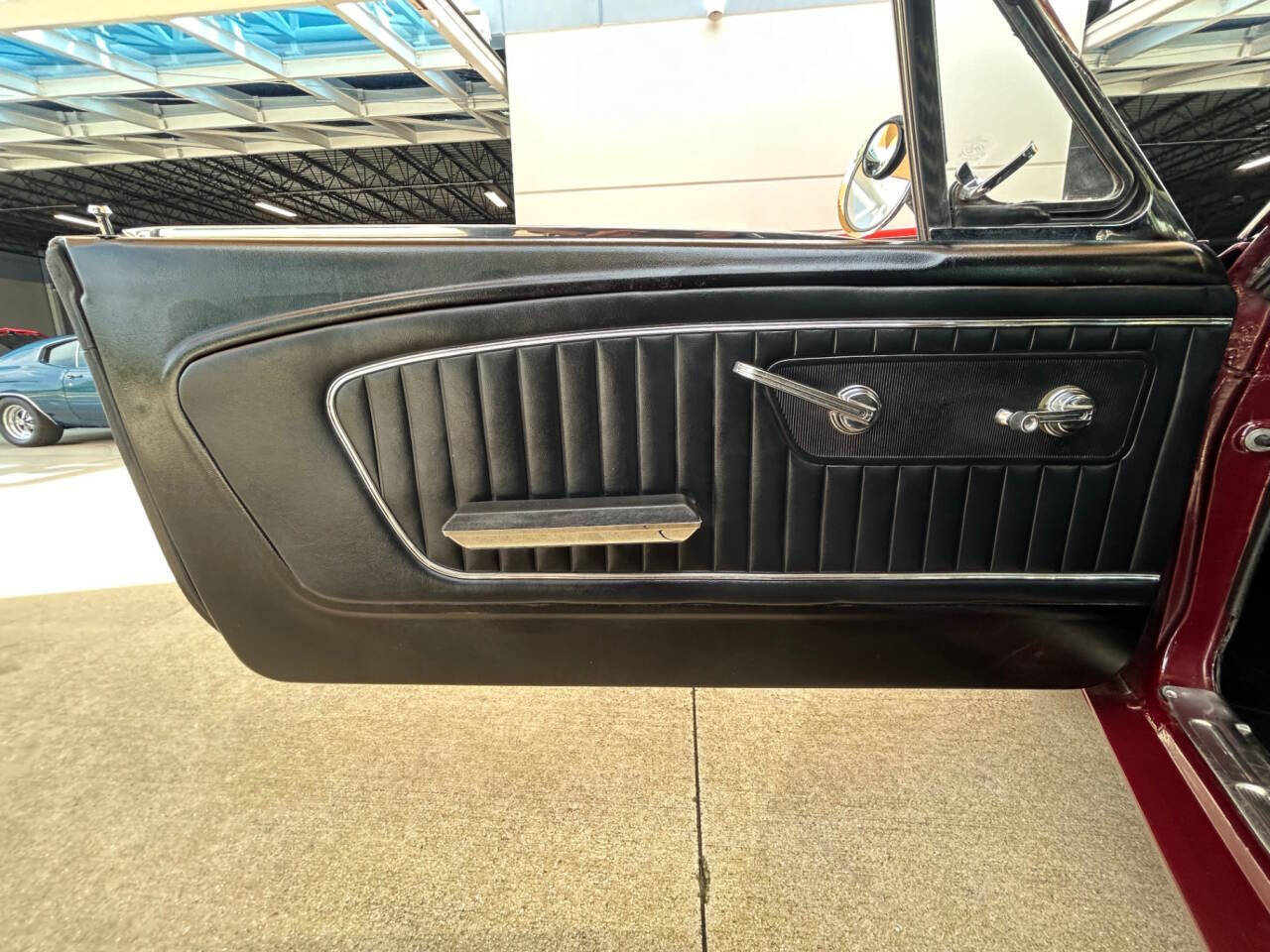 Ford-Mustang-1965-Hatchback-11