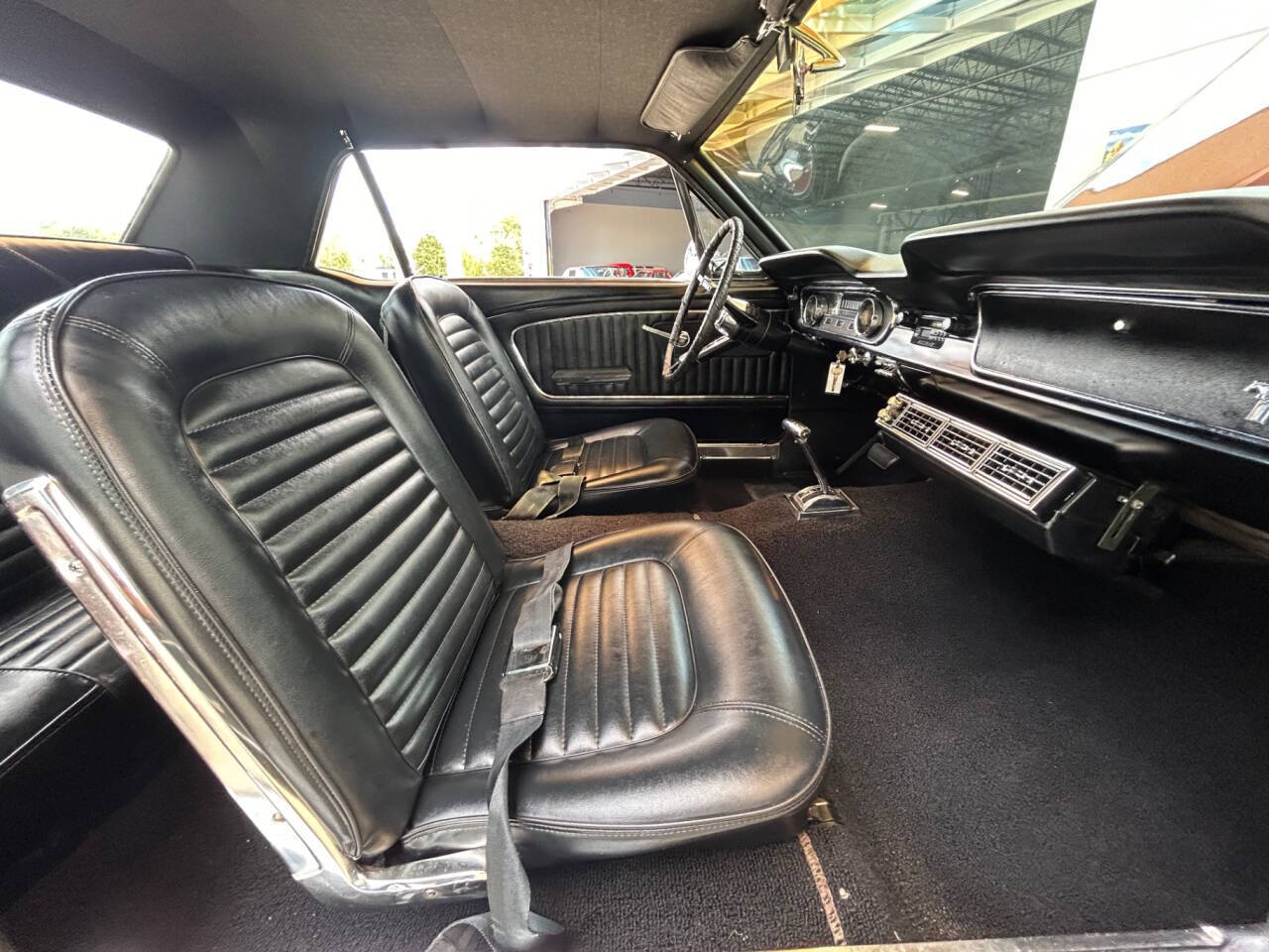 Ford-Mustang-1965-Hatchback-16