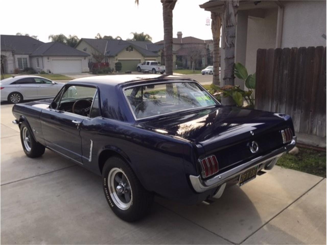Ford-Mustang-1965-Kona-Blue-Black-16