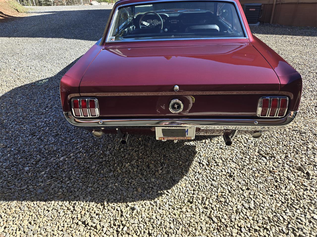 Ford-Mustang-1965-Maroon-Black-5