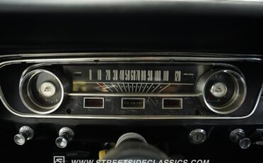 Ford-Mustang-1965-Phoenician-Yellow-Black-14